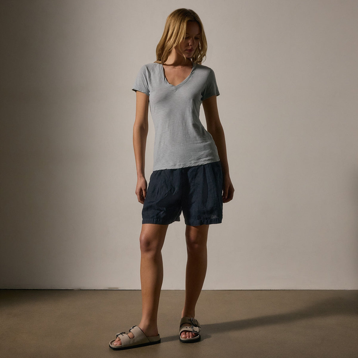 Sheer Slub Casual V Neck in Grey Sky | James Perse Los Angeles