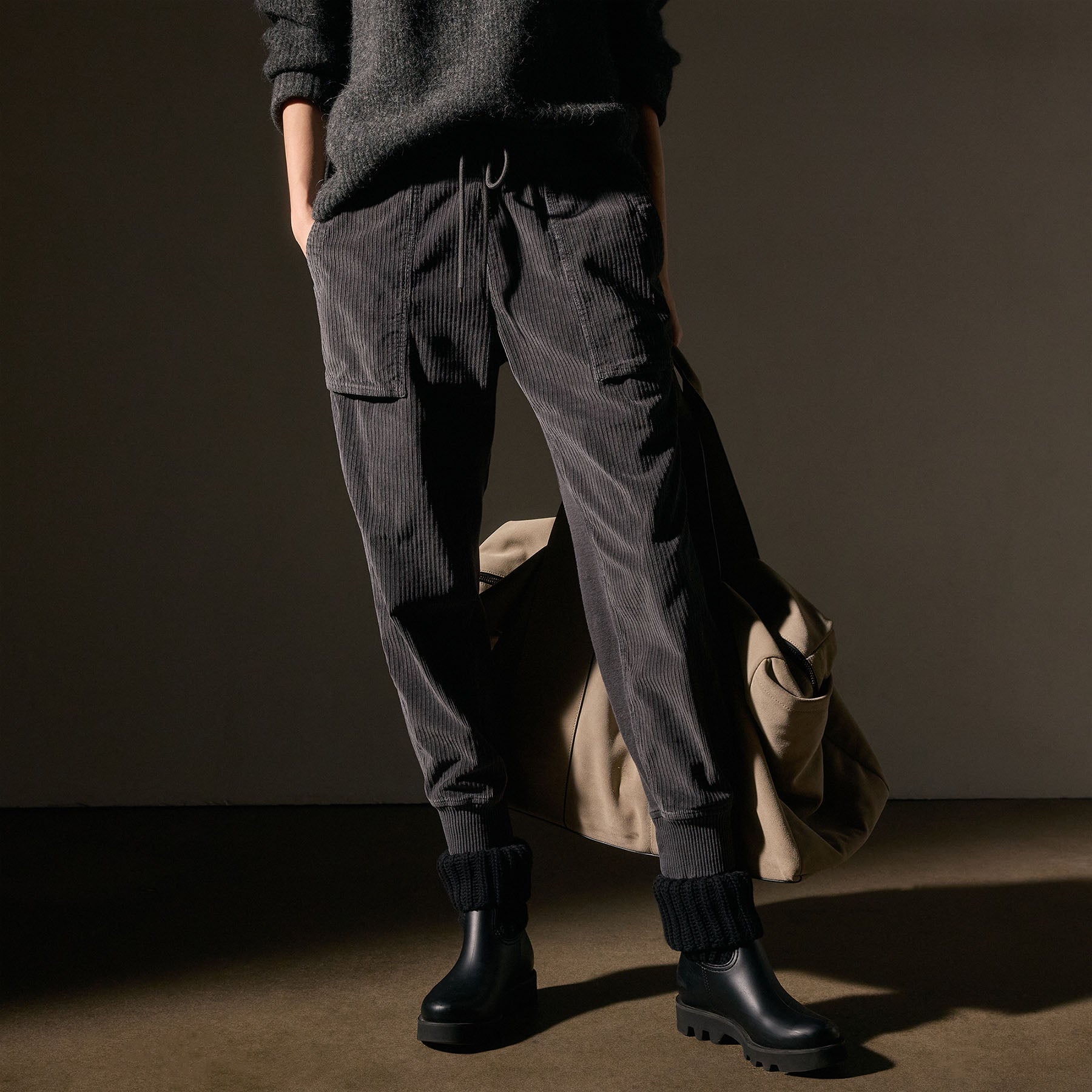 Corduroy Mixed Media Pant - Magma Pigment | James Perse Los Angeles