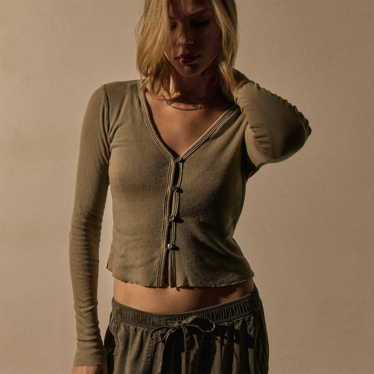 Cotton Cshmr Ribbed Long Sleeve Btn Front in Overcast | James Perse Los Angeles