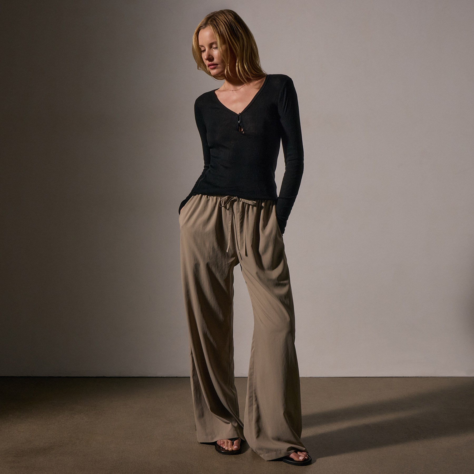 Cotton Cashmere Blend Ribbed Henley in Black | James Perse Los Angeles