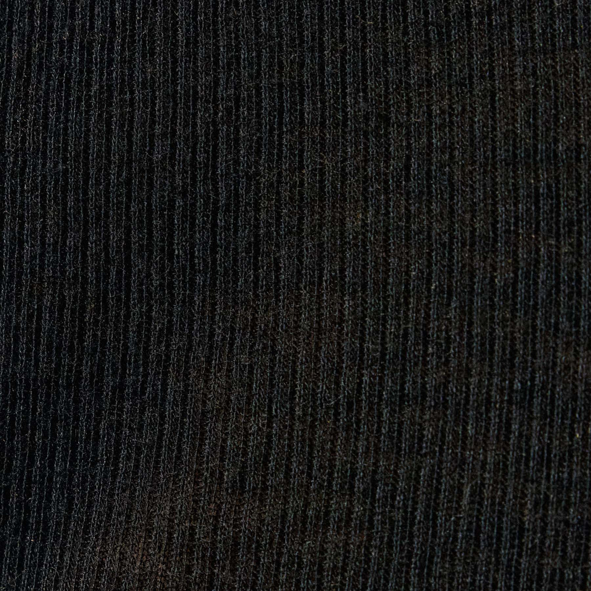 Cotton Cashmere Blend Ribbed Crew in Black | James Perse Los Angeles