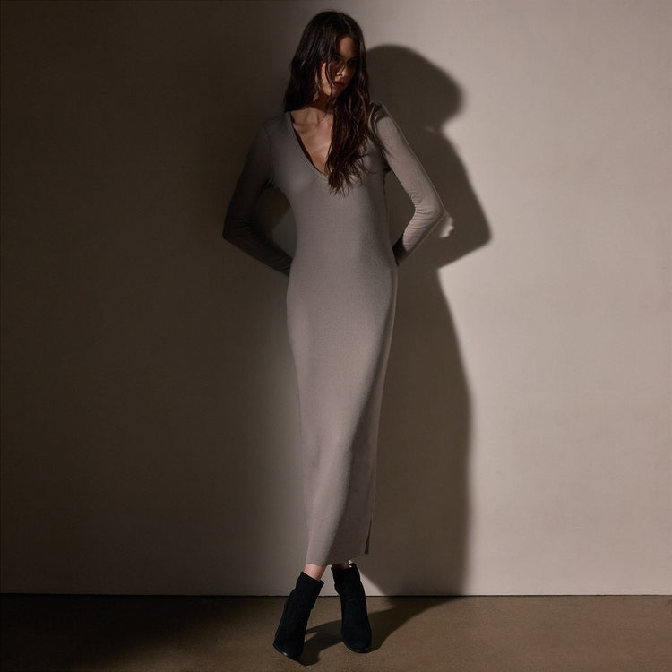 Cashmere Rib Deep V Neck  in Dapple | James Perse Los Angeles