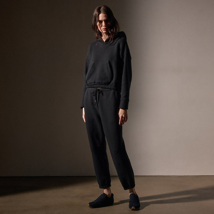Cozy Oversized Sweat Pant  in Black | James Perse Los Angeles
