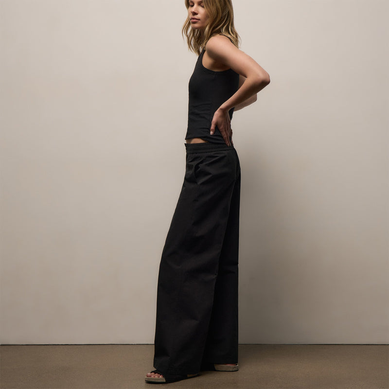 Italian Heavy Poplin Relaxed Pant in Black | James Perse Los Angeles