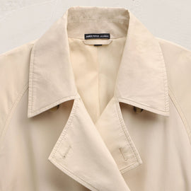 Italian Heavy Poplin Trench Coat in Beige | James Perse Los Angeles
