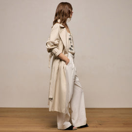Italian Heavy Poplin Trench Coat in Beige | James Perse Los Angeles
