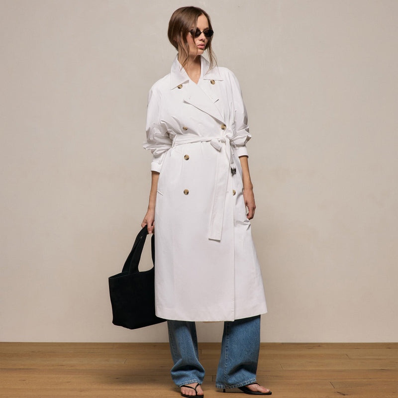 Italian Heavy Poplin Trench Coat in White | James Perse Los Angeles