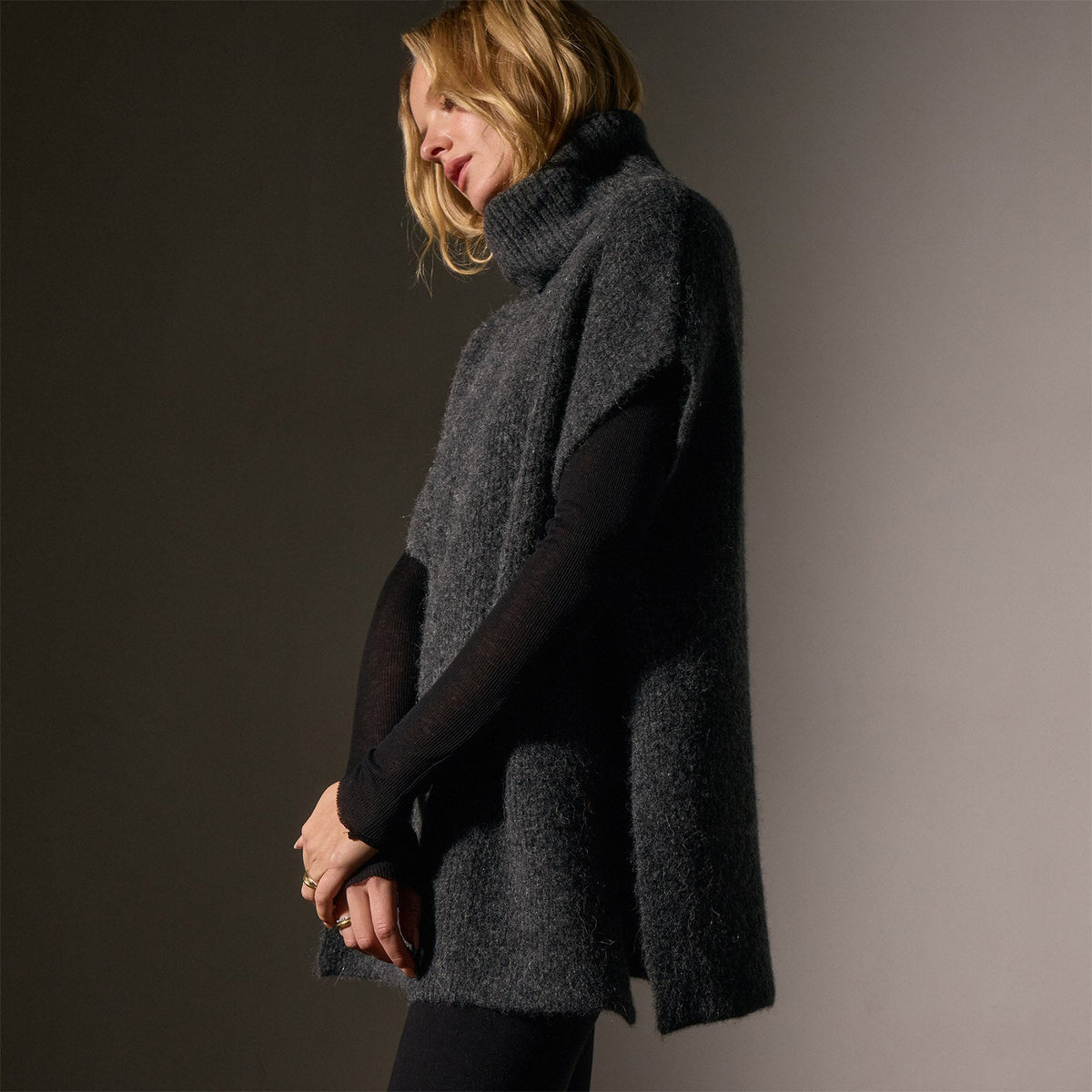 Waffle Knit Funnel Neck Tunic in Anthracite | James Perse Los Angeles