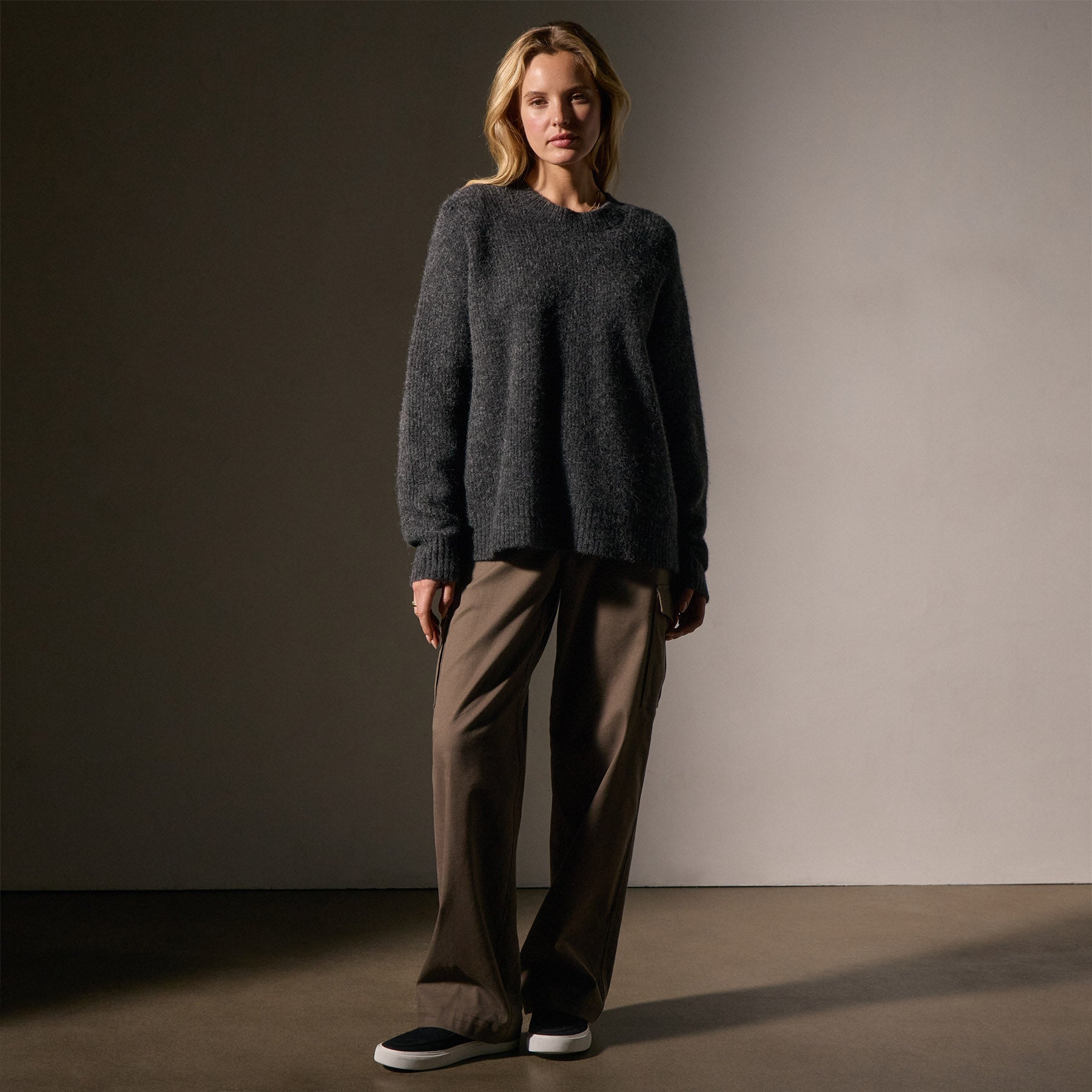 Oversized Waffle Knit Crew - Anthracite | James Perse Los Angeles