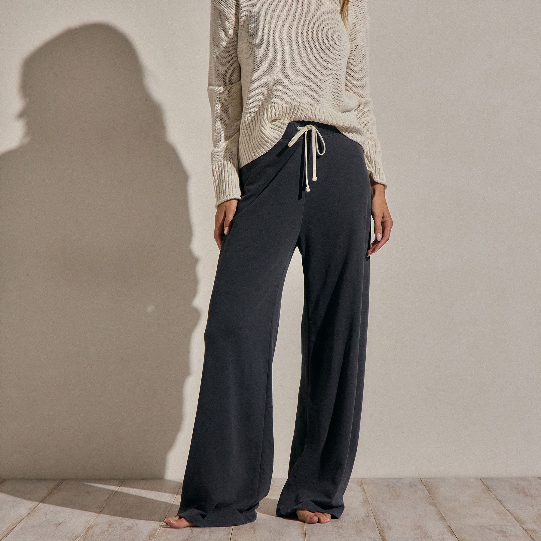 Vintage French Terry Wide Leg Sweatpant in Blue Noir Pigment | James Perse Los Angeles