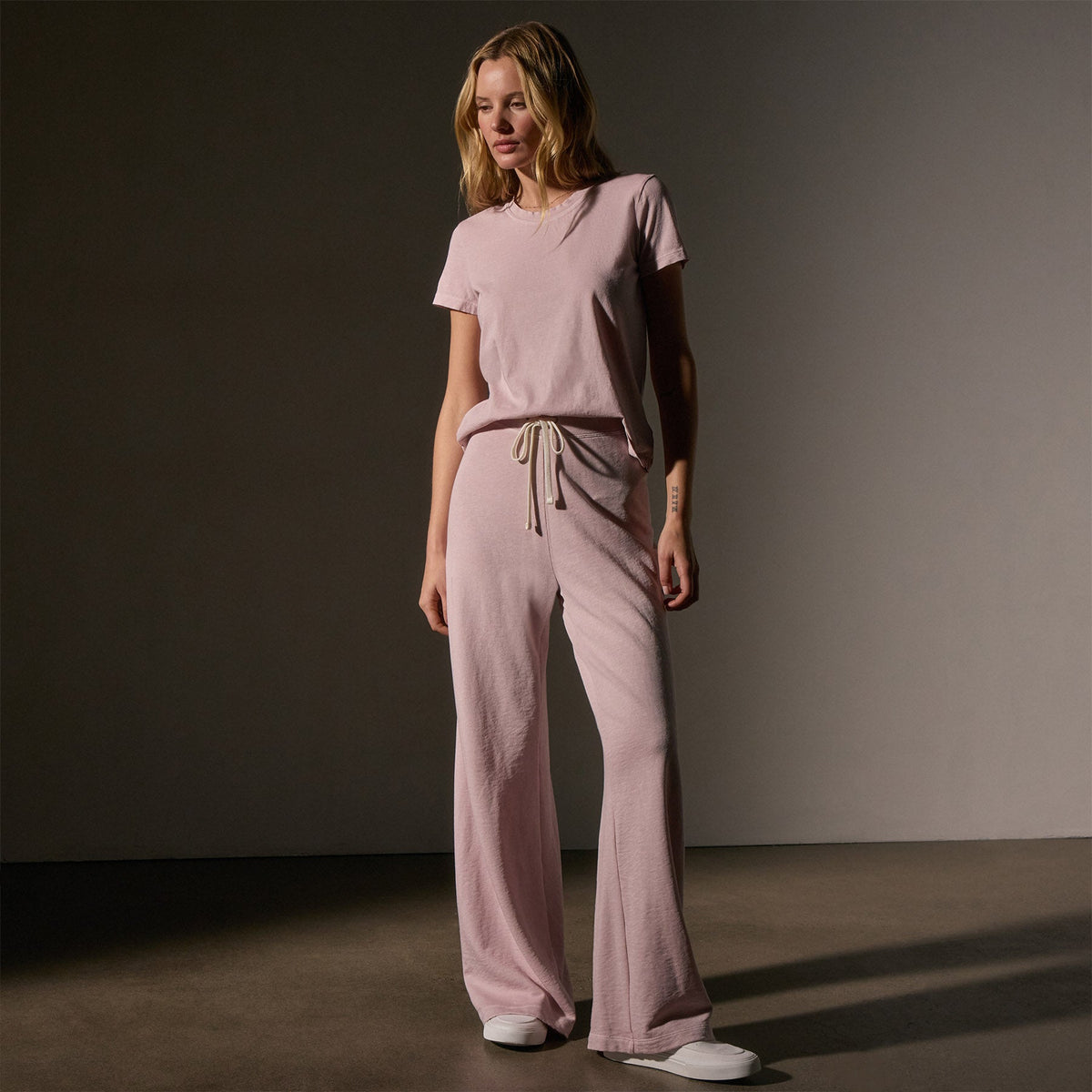 Wide Leg Sweatpant  in Degas Pigment | James Perse Los Angeles