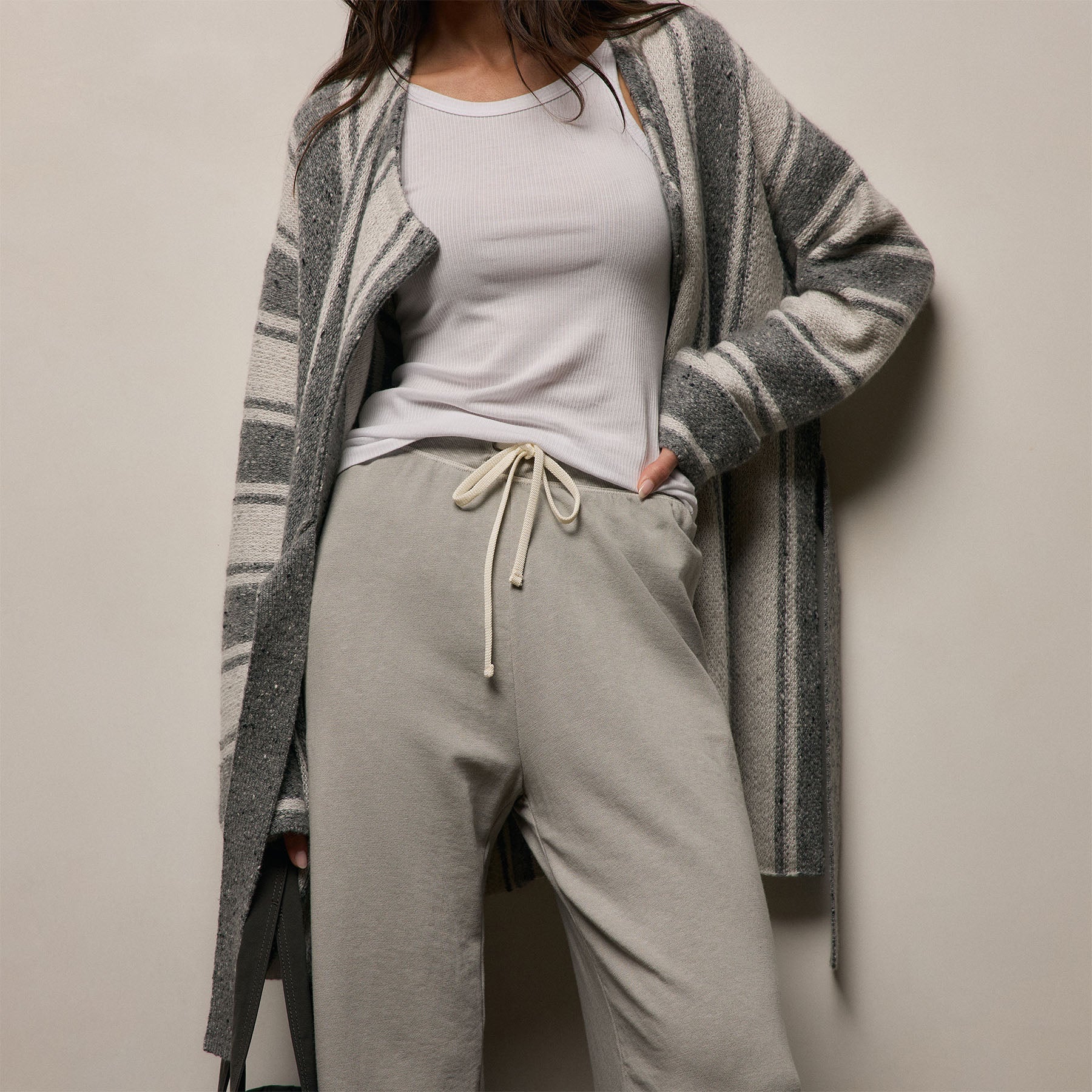Vintage French Terry Wide Leg Sweatpant in Fog Pigment | James Perse Los Angeles
