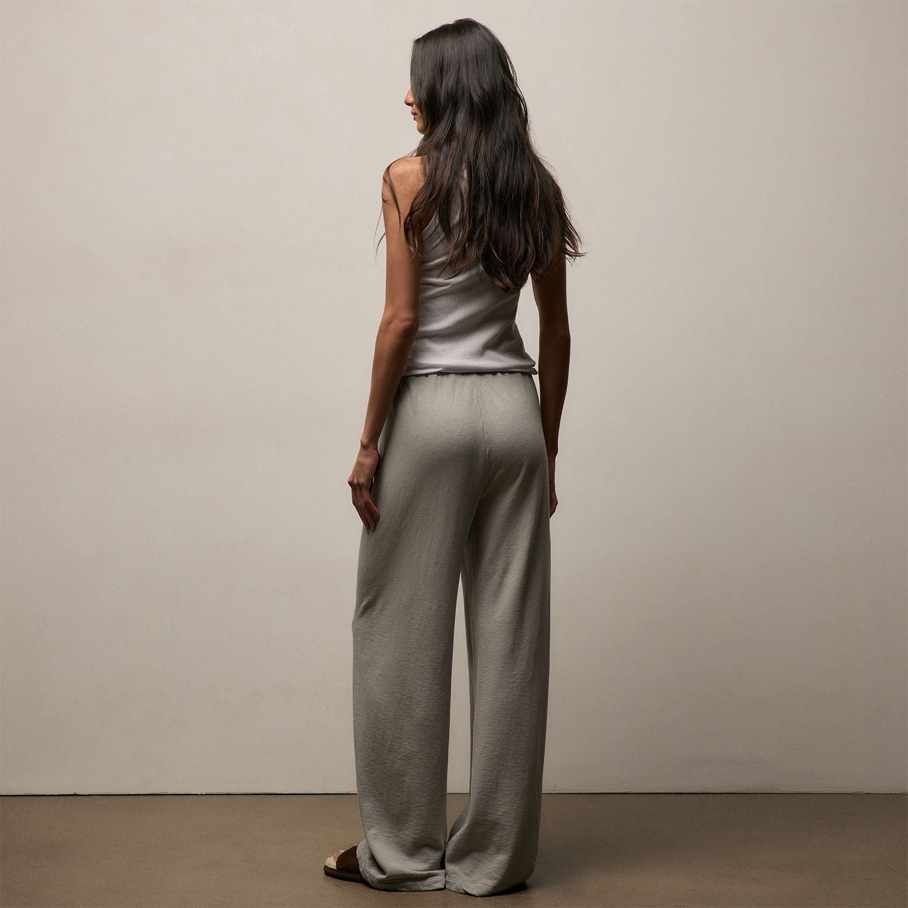 Vintage French Terry Wide Leg Sweatpant in Fog Pigment | James Perse Los Angeles
