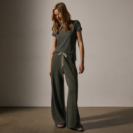 Wide Leg Sweatpant in Granite Pigment | James Perse Los Angeles