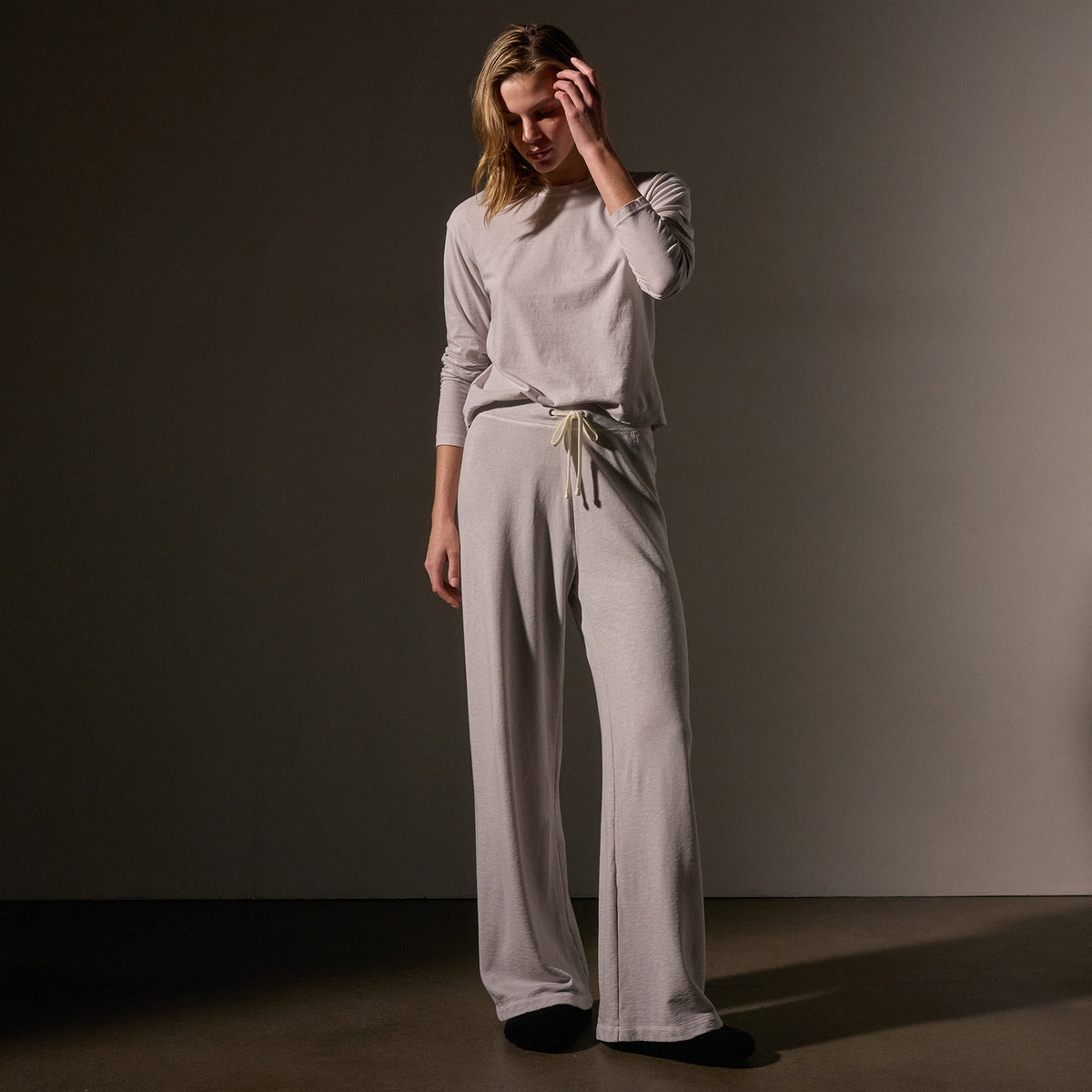 Wide Leg Sweatpant in Light Mist Pigment | James Perse Los Angeles