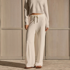 Winter 2026 ecommerce image — WXA1007_OFWH