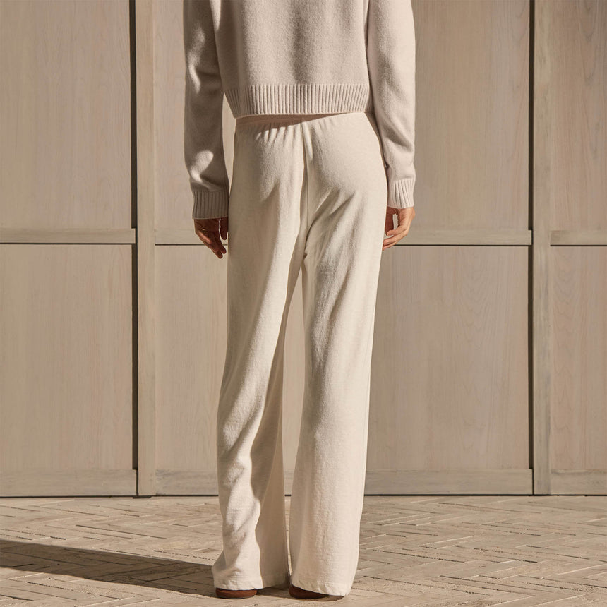 Winter 2026 ecommerce image — WXA1007_OFWH