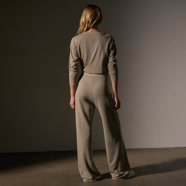 Wide Leg Sweatpant  in Overcast Pigment | James Perse Los Angeles