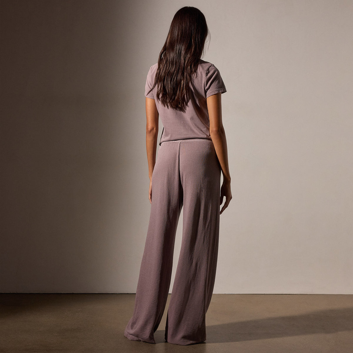 Wide Leg Sweatpant in Red Ash Pigment | James Perse Los Angeles