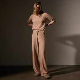 Wide Leg Sweatpant in Rose Nude Pigment | James Perse Los Angeles