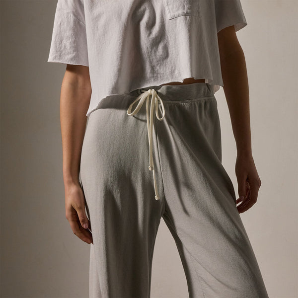 Wide Leg Sweatpant in Salt Pigment | James Perse Los Angeles