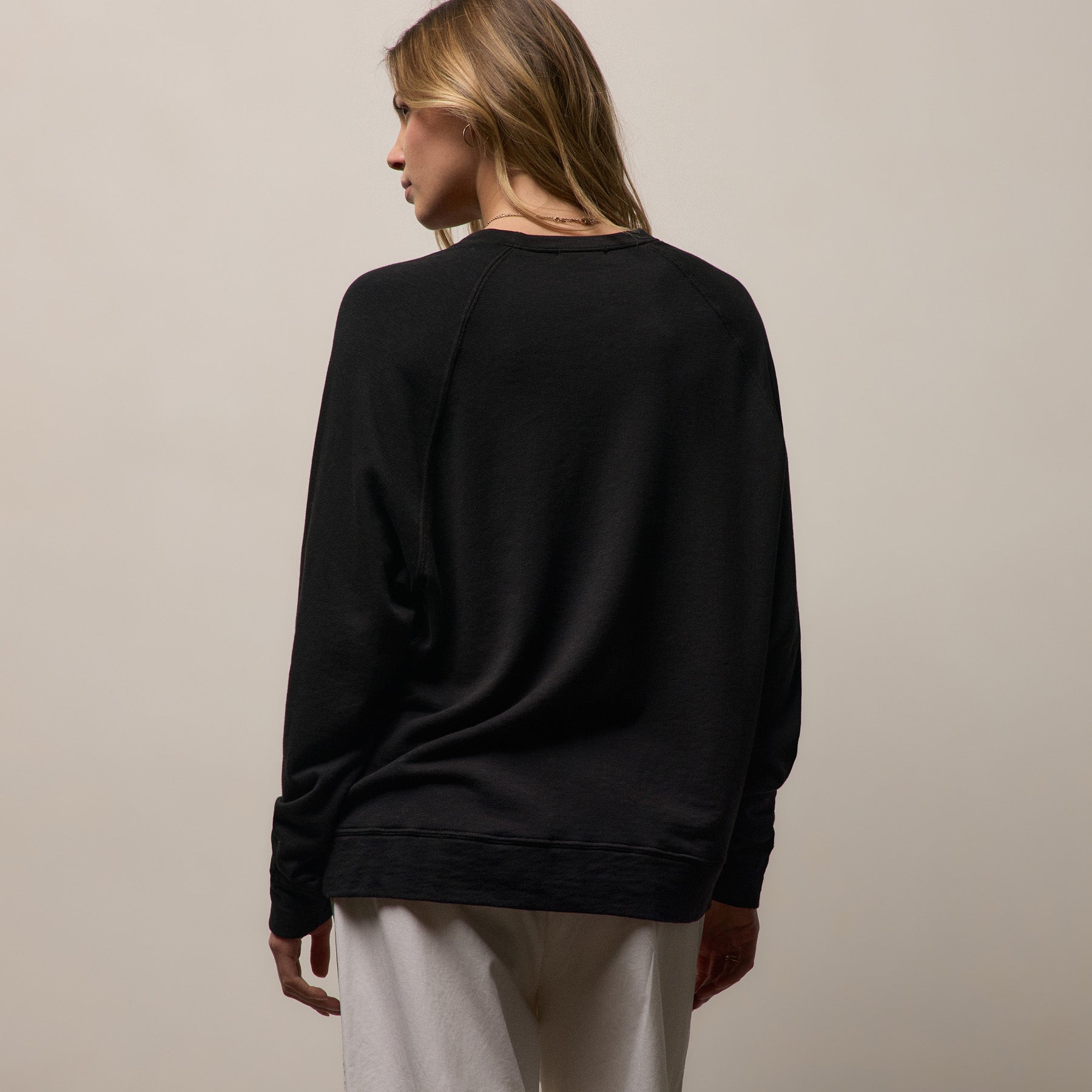 Vintage French Terry Relaxed Sweatshirt - Black | James Perse Los