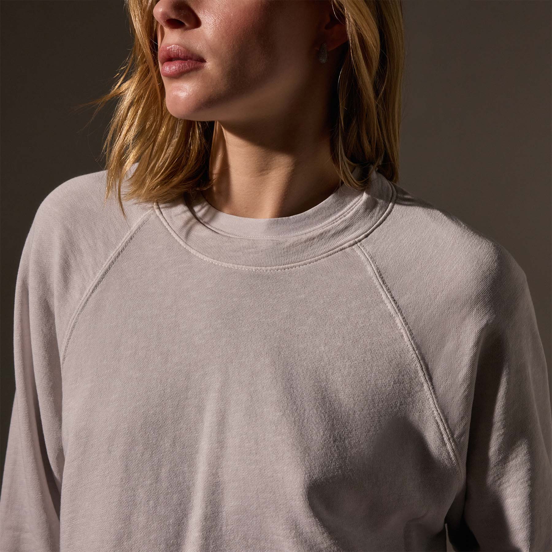 Vintage French Terry Relaxed Sweatshirt in Light Mist Pigment | James Perse Los Angeles