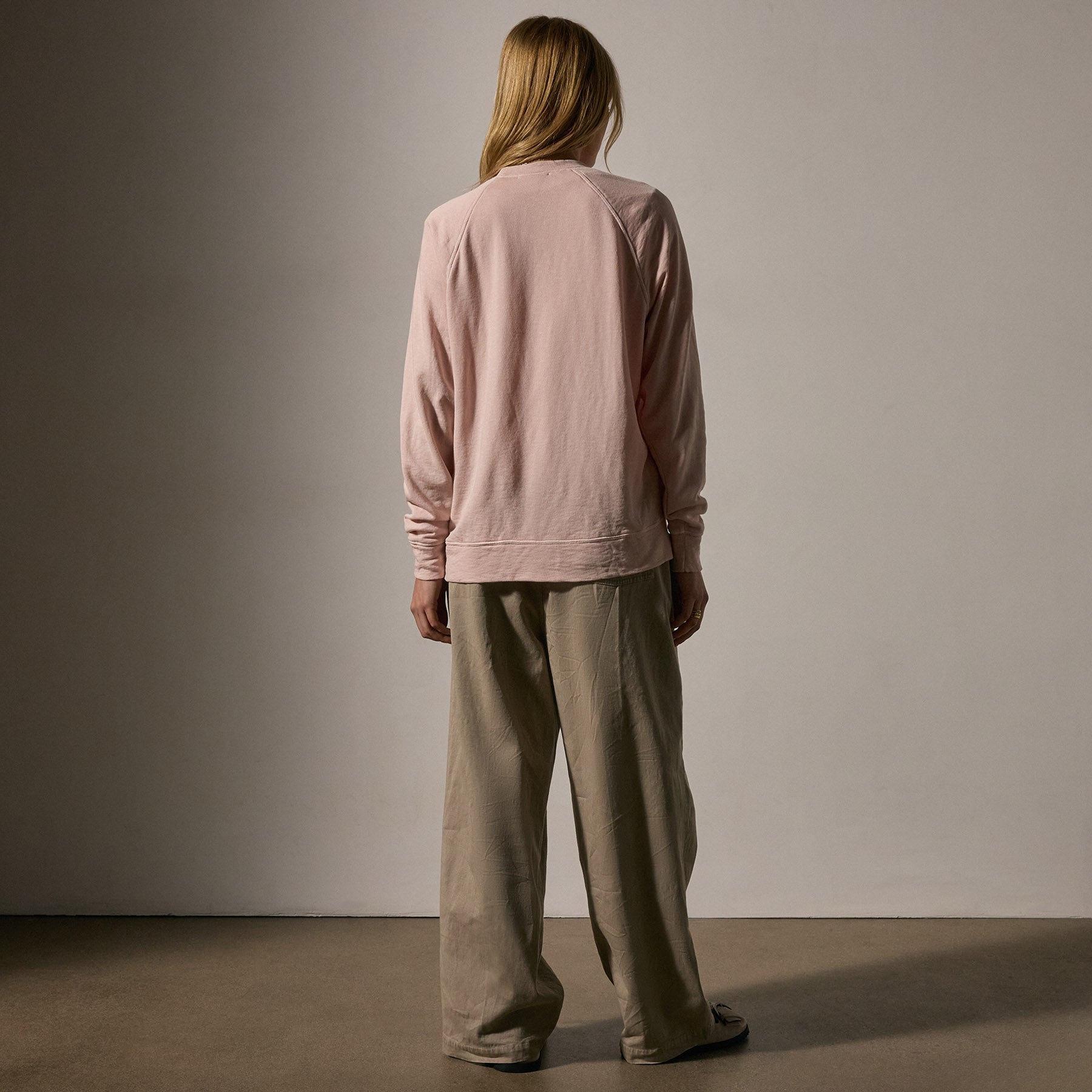 Vintage French Terry Relaxed Sweatshirt in Rosewater Pigment | James Perse Los Angeles