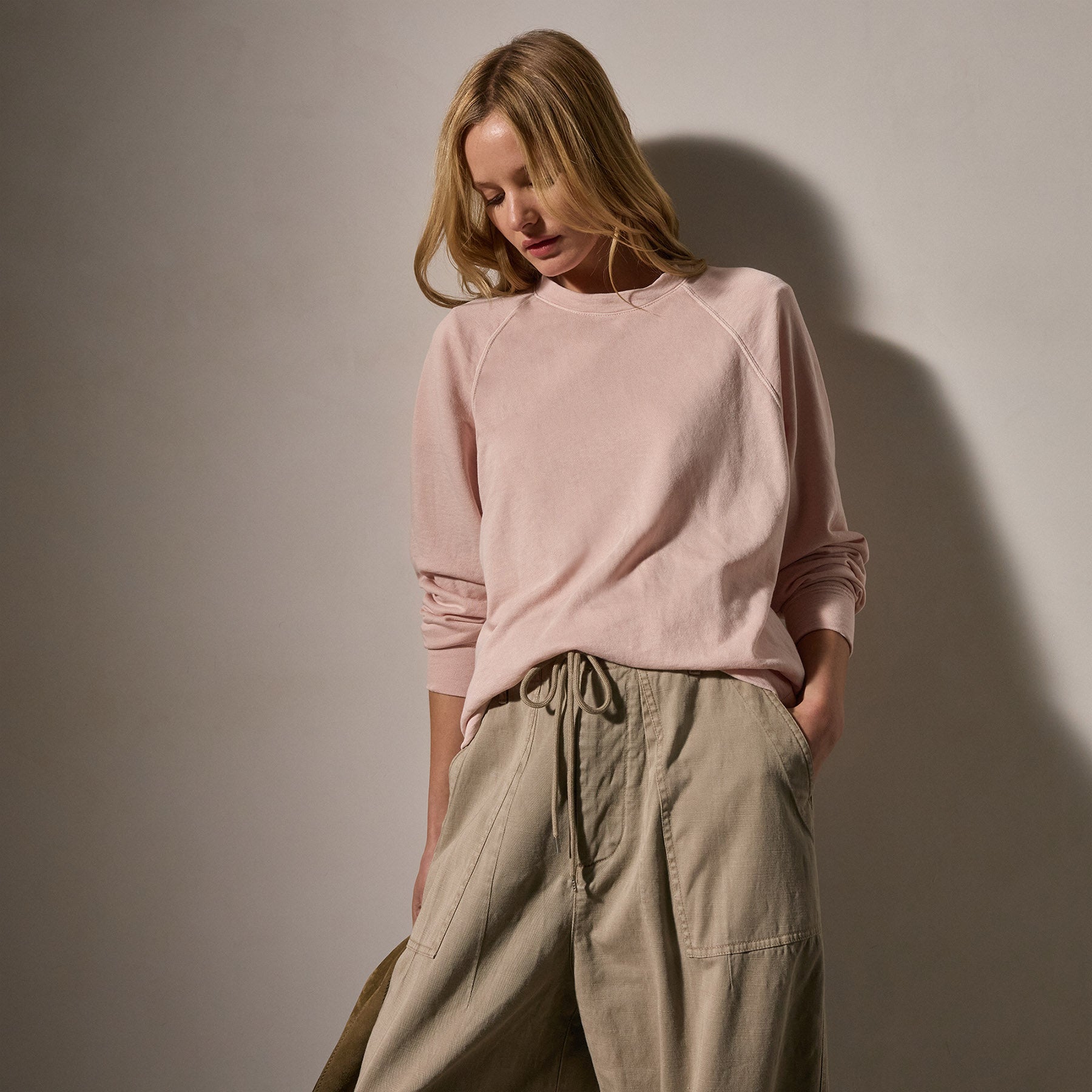 Vintage French Terry Relaxed Sweatshirt in Rosewater Pigment | James Perse Los Angeles