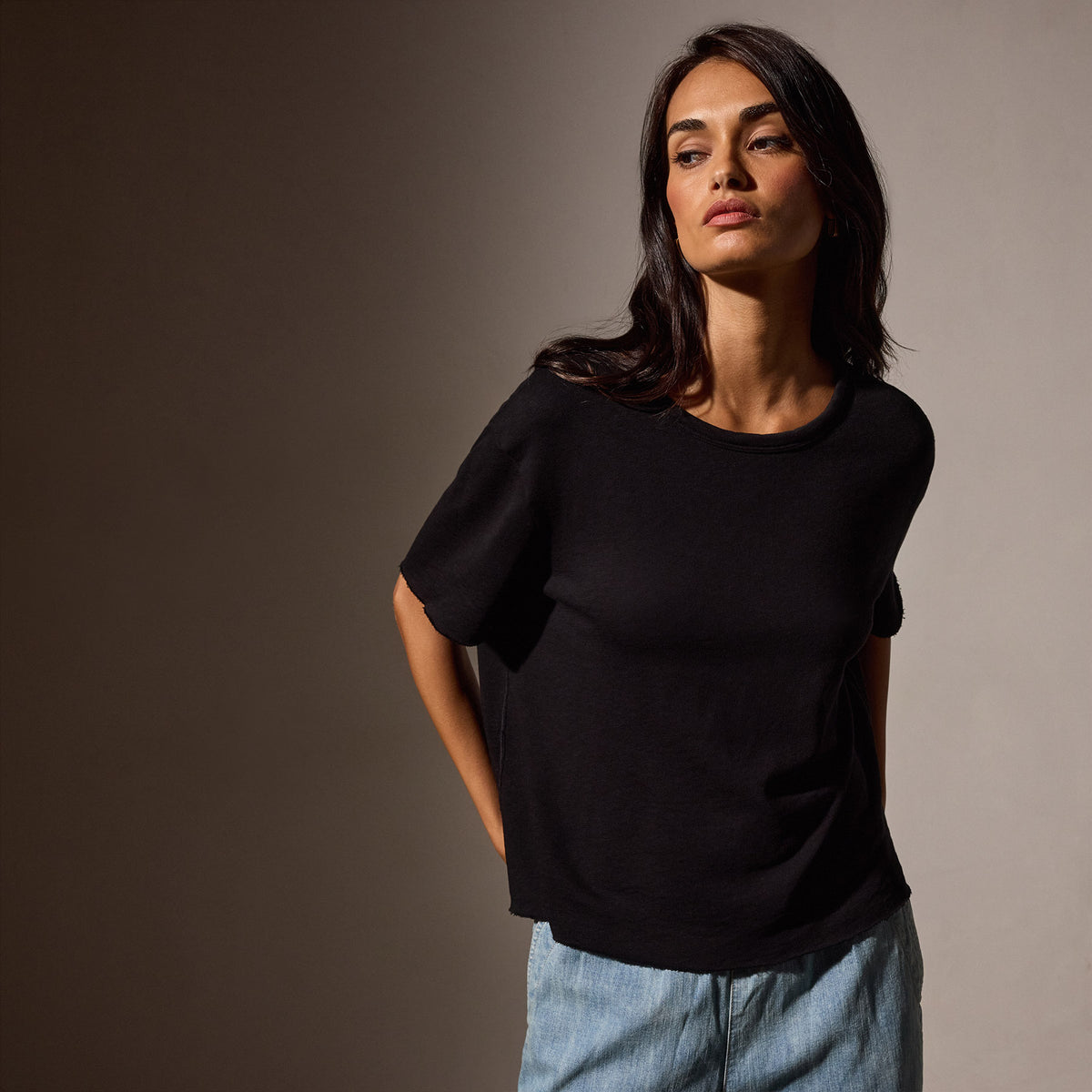 French Terry  Boxy Short Sleeve Tee in Black | James Perse Los Angeles