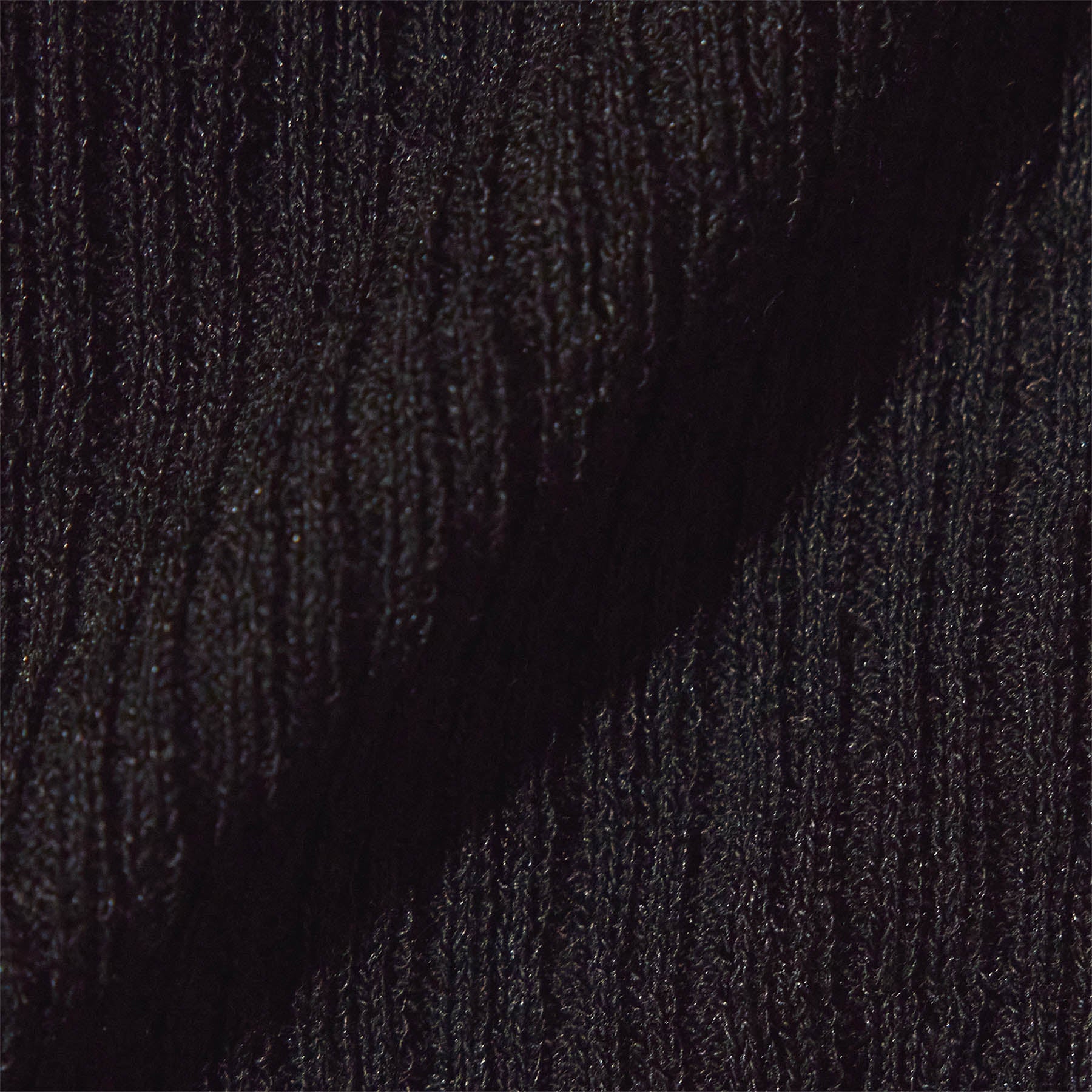 Stretch Linen Ribbed VinNeck in Black | James Perse Los Angeles