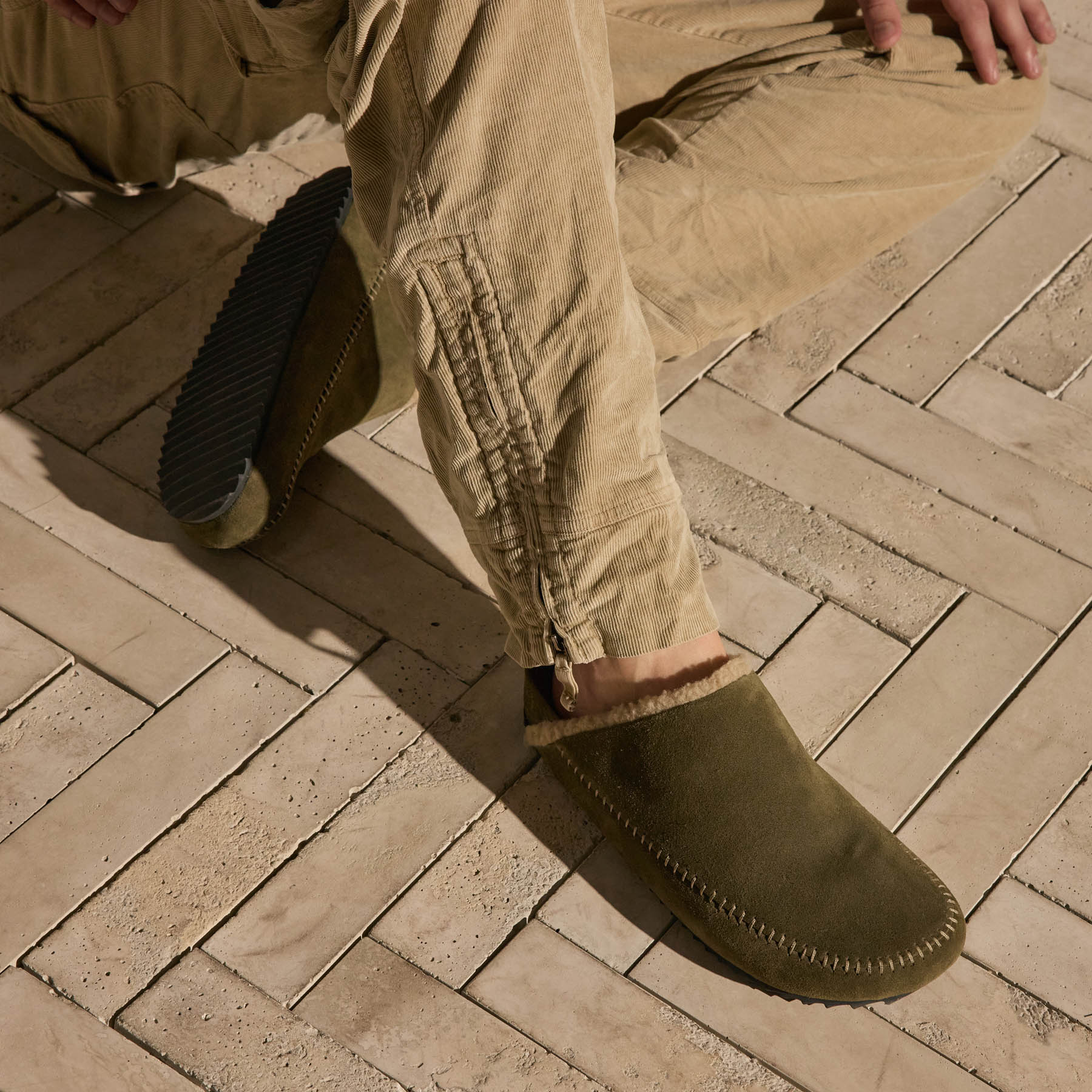 Men's Suede Clog - Musk | SMTSU8527_MSK_1993.jpg