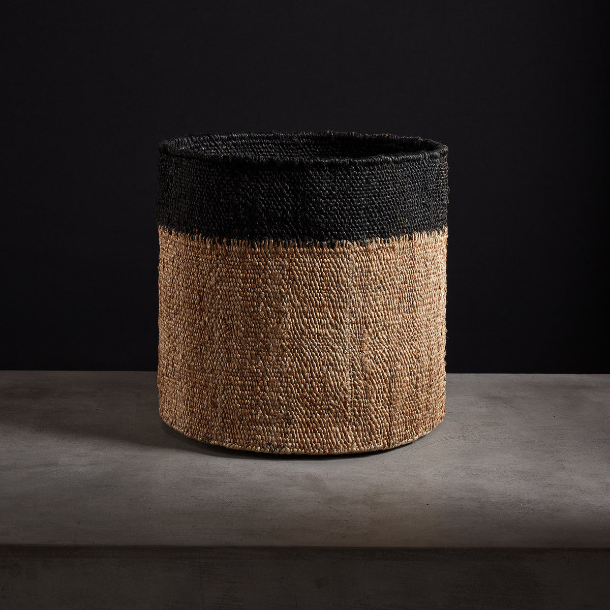 Tipped Jute Basket 18 X 16 - Natural/Black | James Perse Los Angeles
