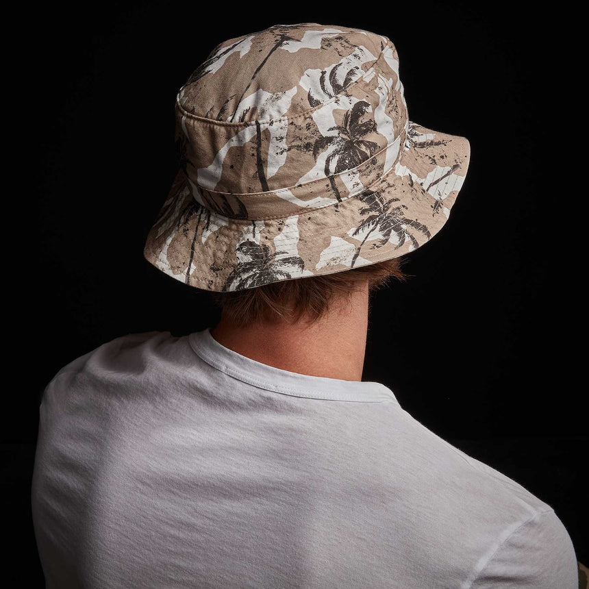 Camo Palm Print Bucket Hat in Desert | James Perse Los Angeles