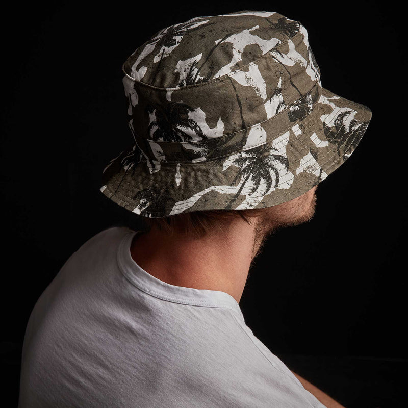 Camo Palm Print Bucket Hat - Jungle | James Perse Los Angeles display picture 3