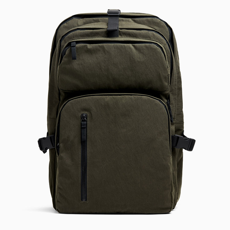 Sierra Utility Backpack In Olive | James Perse Los Angeles