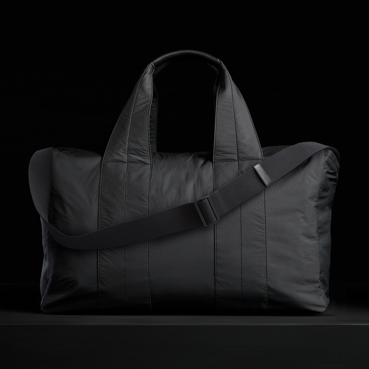 Montecito Weekend Bag in Black | James Perse Los Angeles