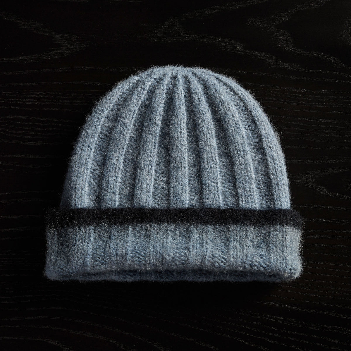 Dip Dye Cashmere Beanie in Dusty Sky/Navy | James Perse Los Angeles