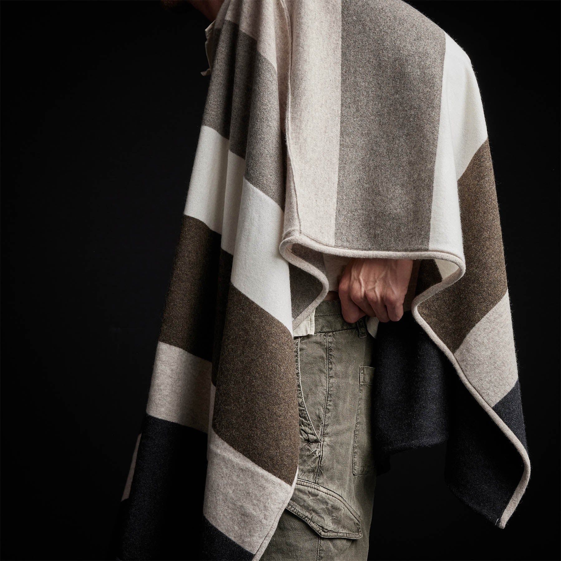Cashmere Multi Striped Poncho in Beige Mix | James Perse Los Angeles / Mens