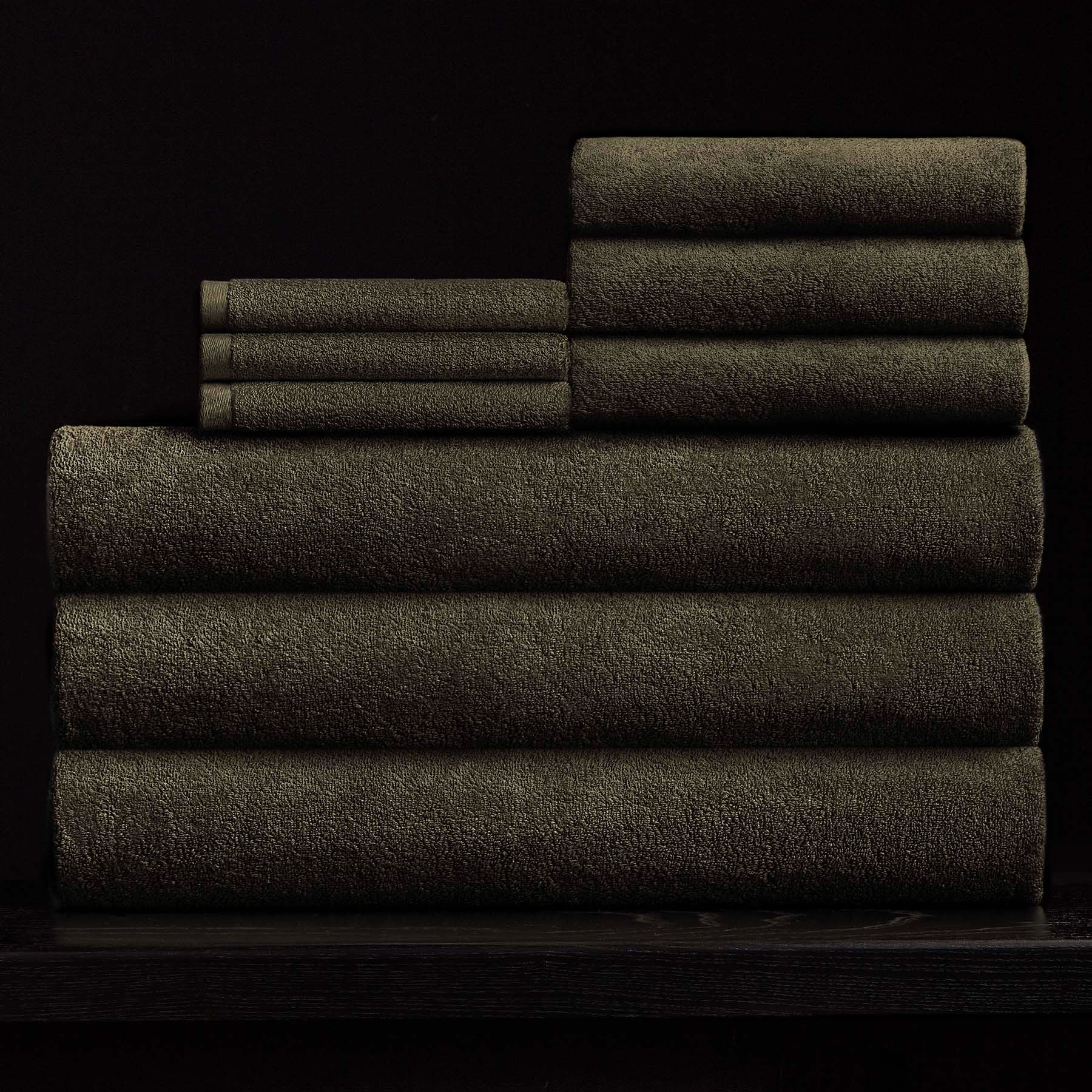 Wash Towel in Dark Palm | James Perse Los Angeles