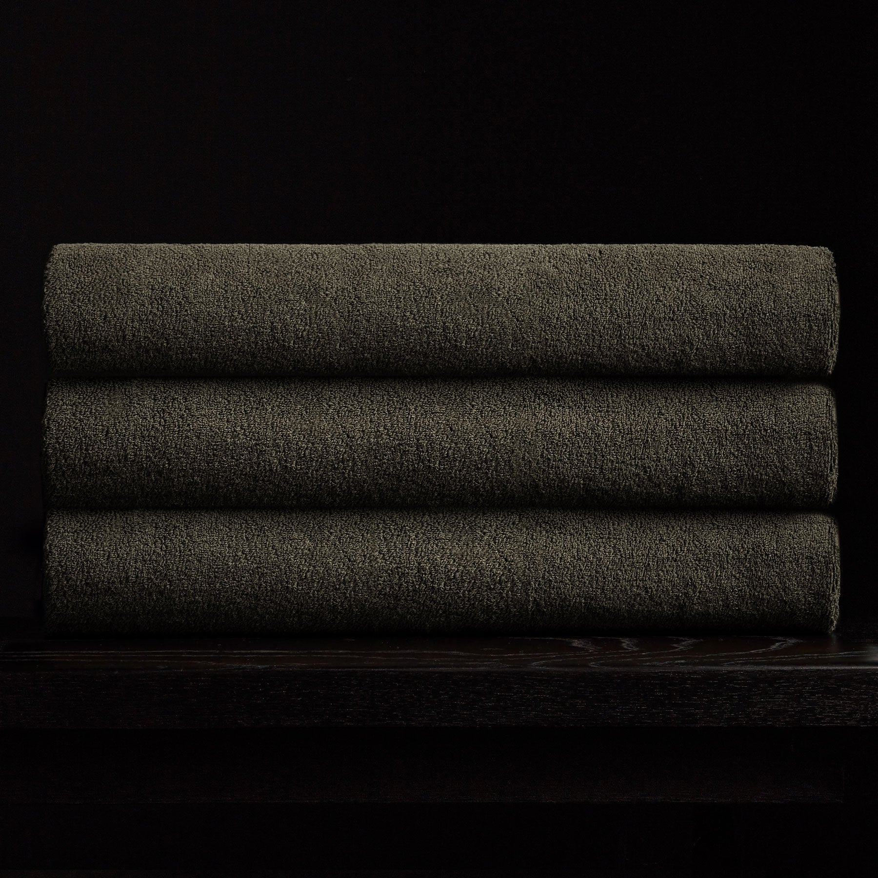 Bath Towel In Dark Palm | James Perse Los Angeles