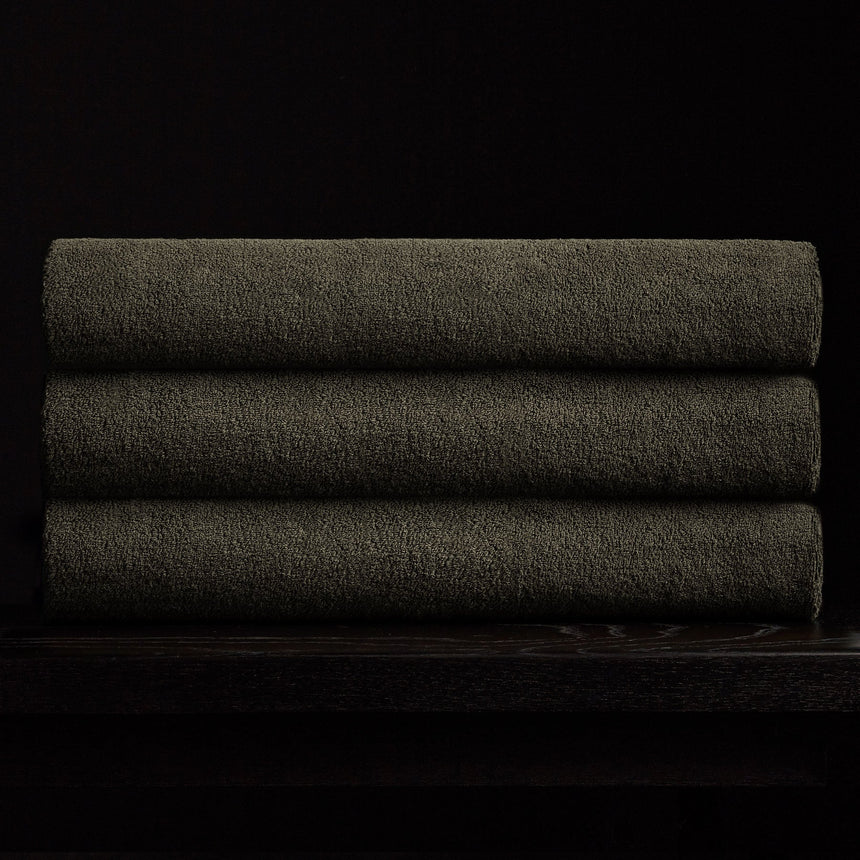 Bath Towel In Dark Palm | James Perse Los Angeles