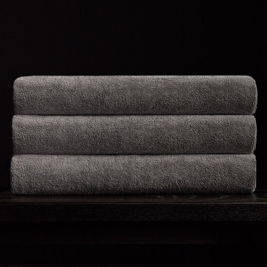 Bath Towel in Roan | James Perse Los Angeles