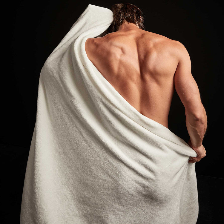 Bath Towel In White | James Perse Los Angeles
