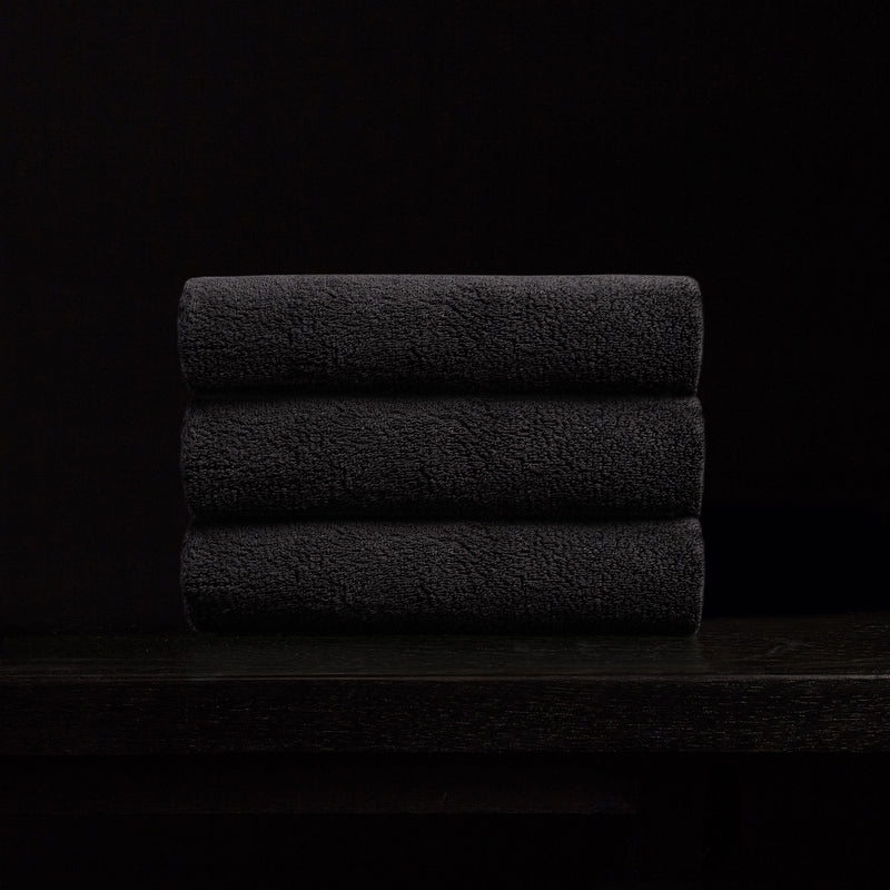 Hand Towel in Black | James Perse Los Angeles