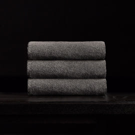 Hand Towel in Roan | James Perse Los Angeles