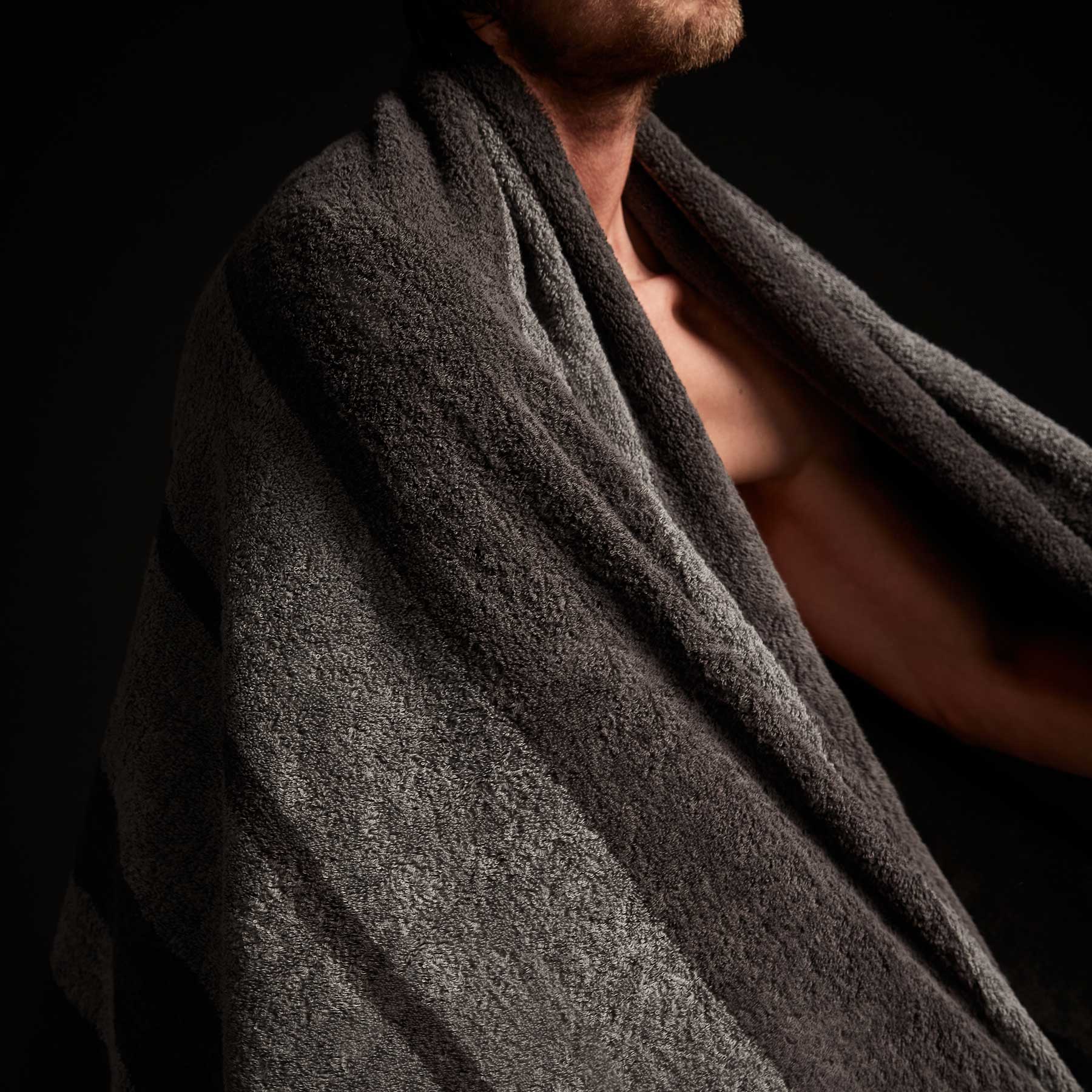 Wide Stripe Beach Towel In Slate/Raccoon Grey | James Perse Los Angeles