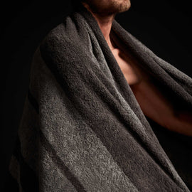 Wide Stripe Beach Towel In Slate/Raccoon Grey | James Perse Los Angeles
