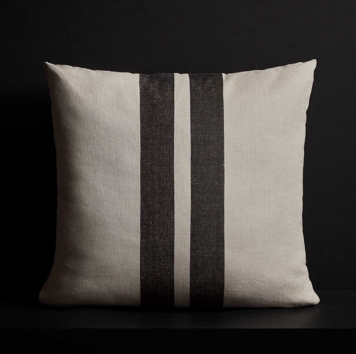 Patio Striped Linen Euro Pillow - Souris/Black Stripes | James Perse Los Angeles