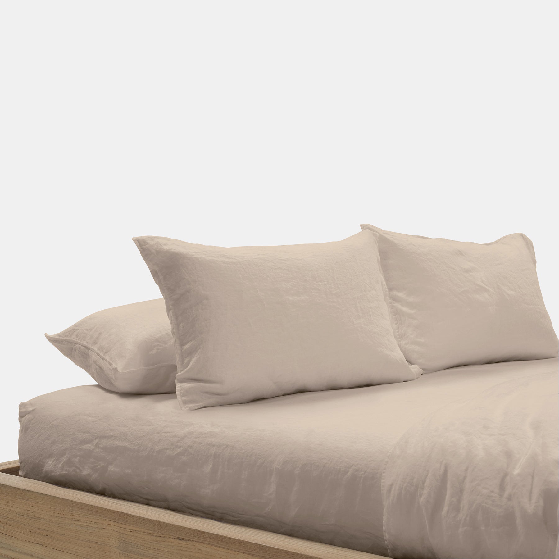 2 Set Of Linen Pillow Sham In Toffee | James Perse Los Angeles